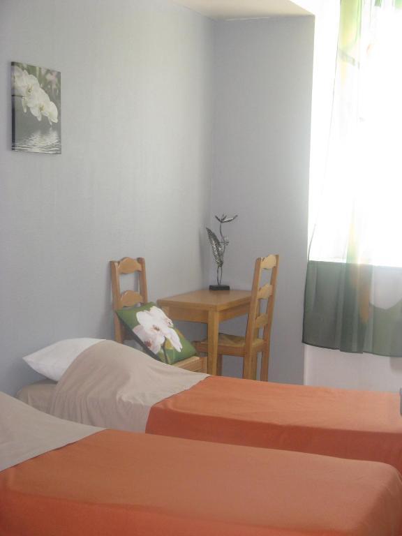 Barrême Auberge Du Marronnier الغرفة الصورة